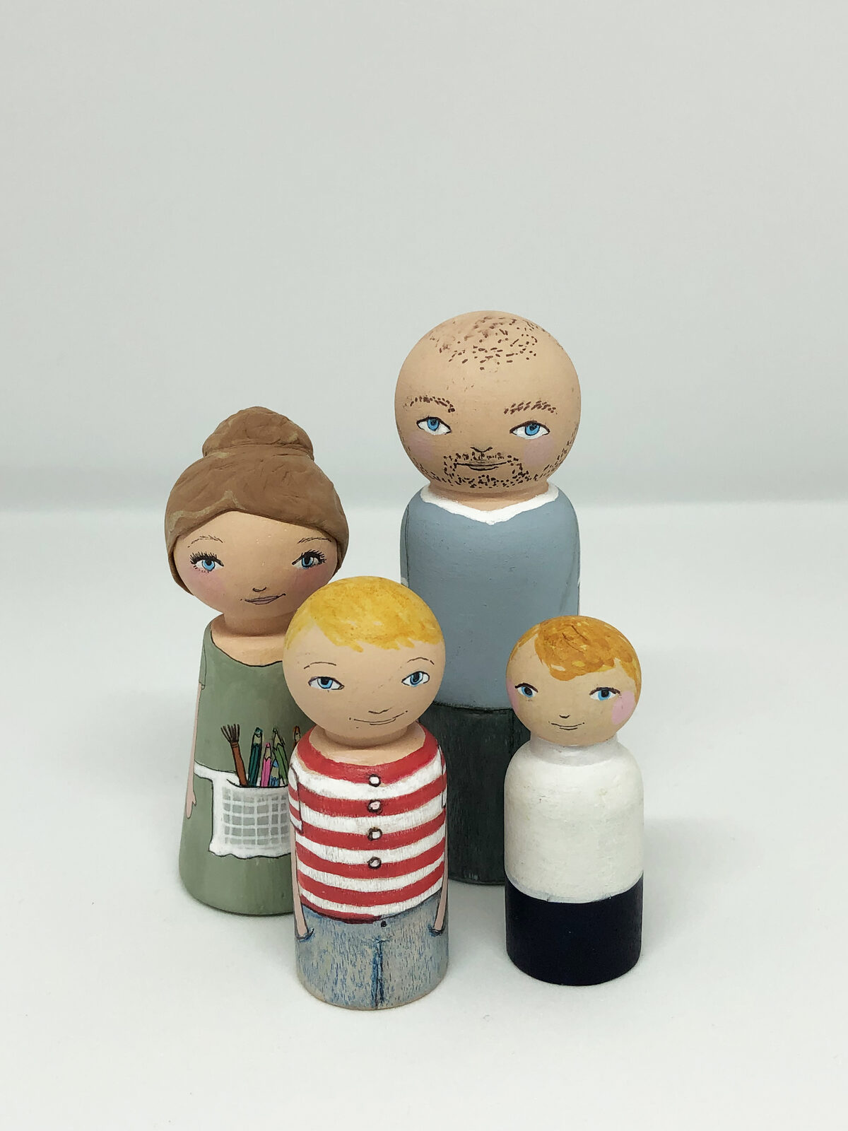 Familie peg dolls